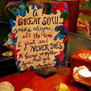 A great soul never dies wall hanging